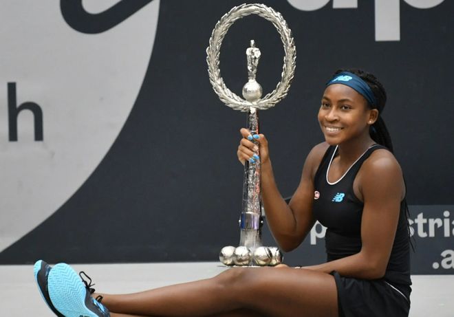 足球这项运 足球这项运